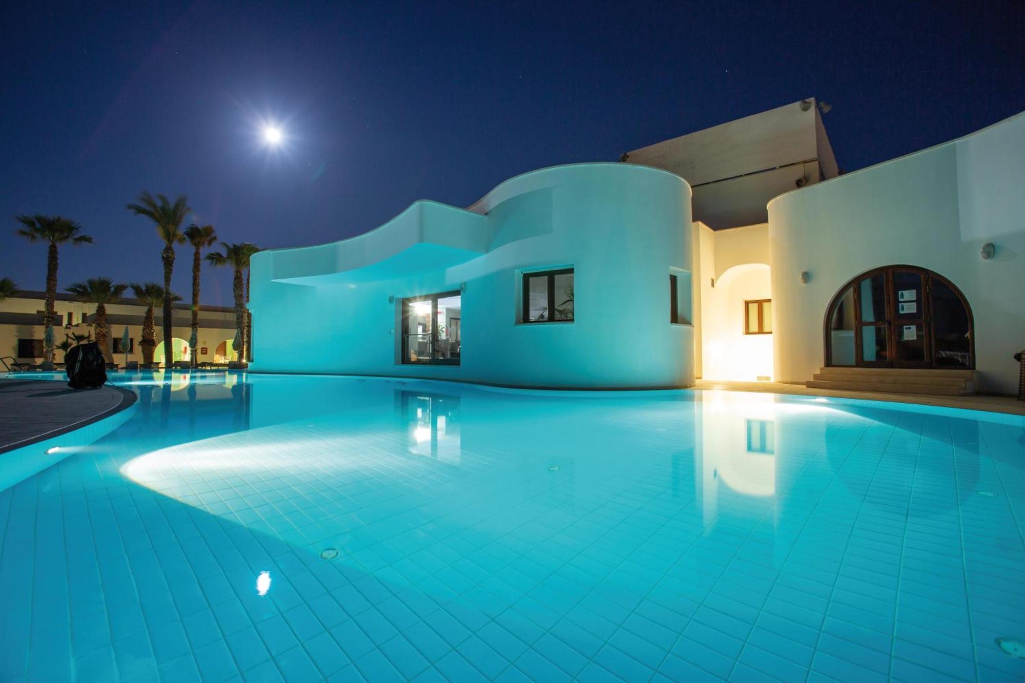 Pietrablu Resort & Spa - Cdshotels ポリニャーノ・ア・マーレ エクステリア 写真
