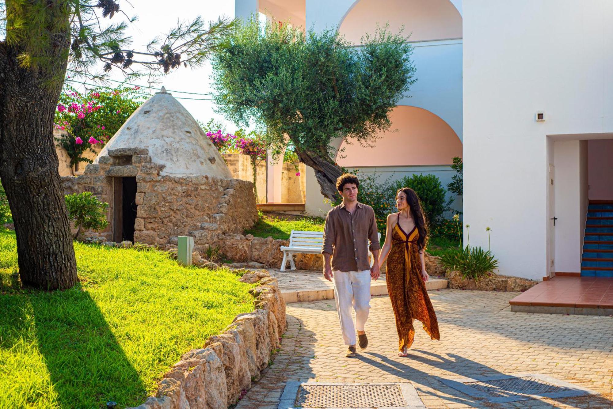 Pietrablu Resort & Spa - Cdshotels ポリニャーノ・ア・マーレ エクステリア 写真